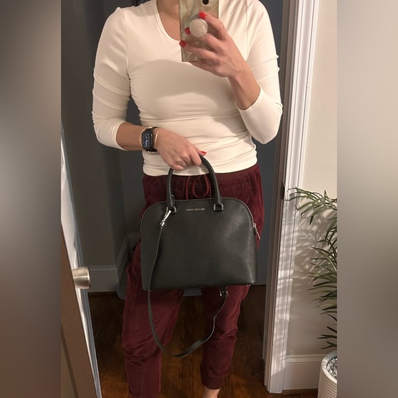 Michael Kors black handbag - Picture 10 of 10